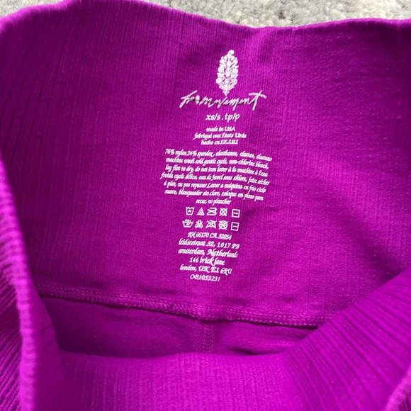 NWOT! Free People FP Movement Good Karma 7/& Leggings, SZ XS/S, Bright Purple - Picture 8 of 8